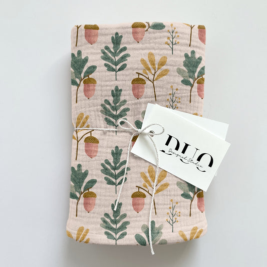 Acorns on Pale Pink Digital Seamless Pattern