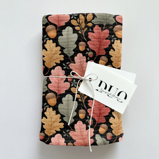 Autumn Leaves & Acorns on Dark Digital Seamless Pattern