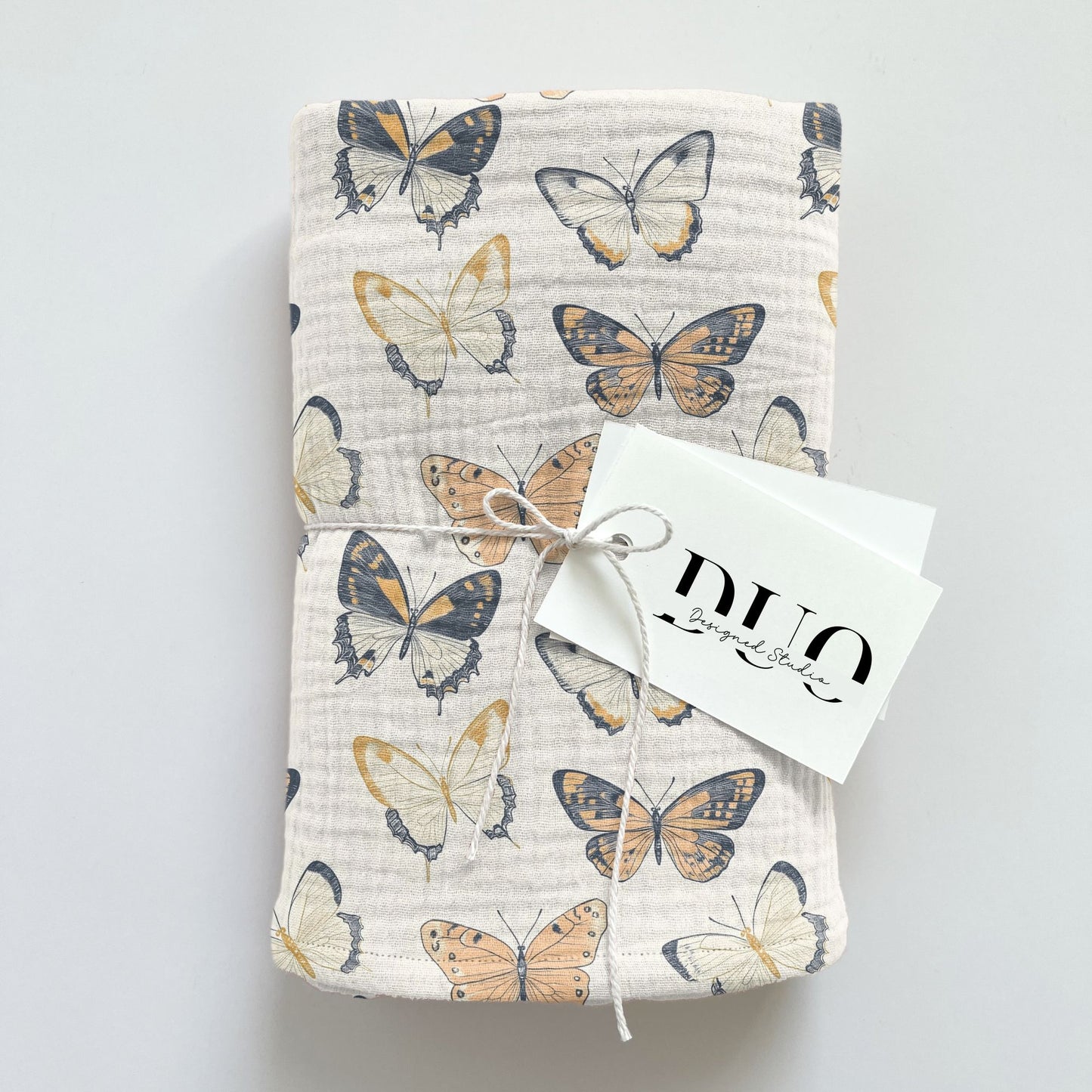 Beautiful Butterflies Digital Seamless Pattern