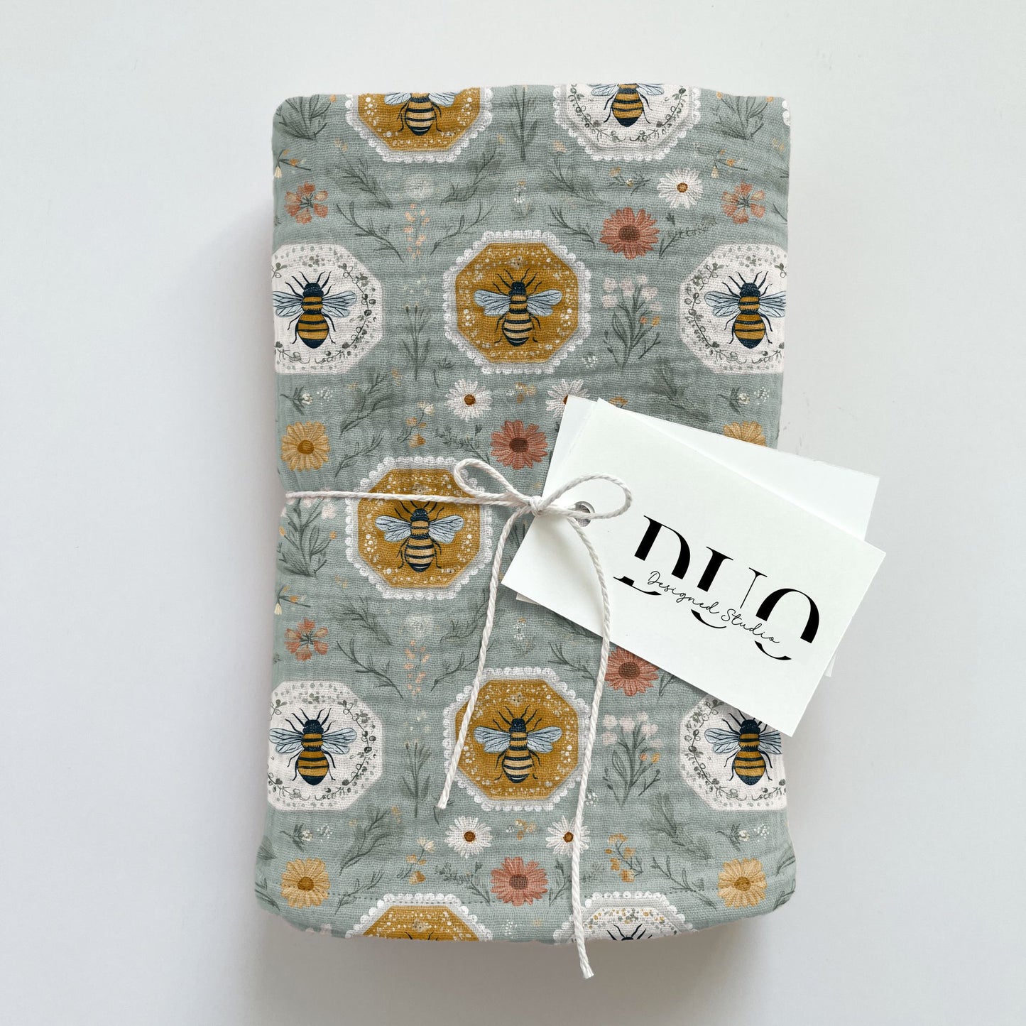 Bee Badges Digital Seamless Pattern