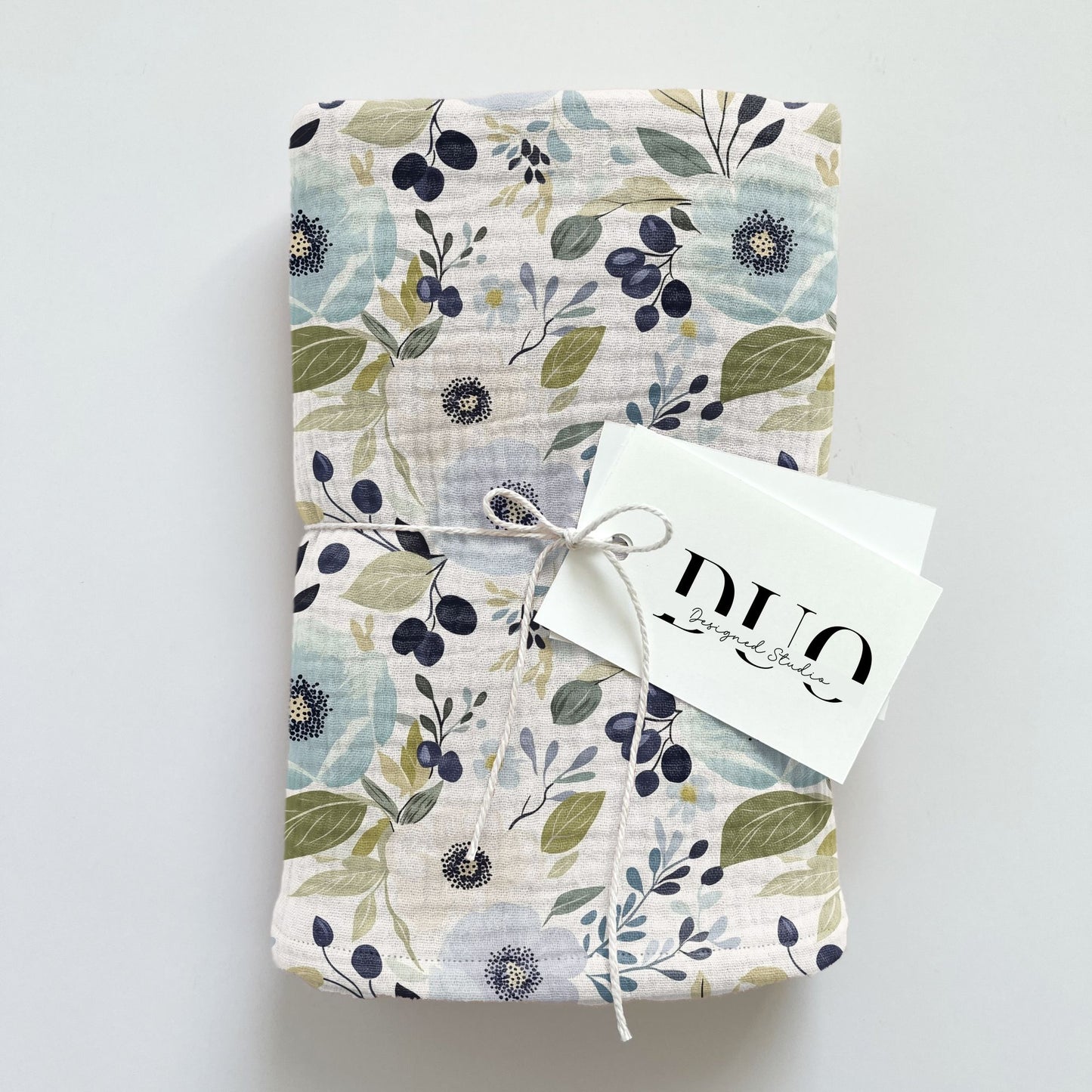 Blue Floral Berries Digital Seamless Pattern