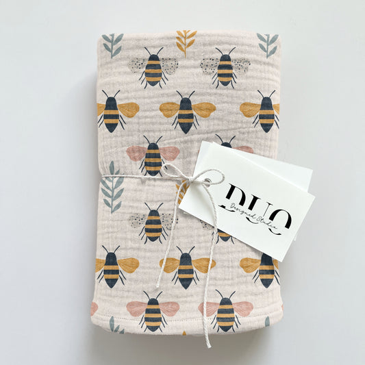 Bumble Bees Digital Seamless Pattern