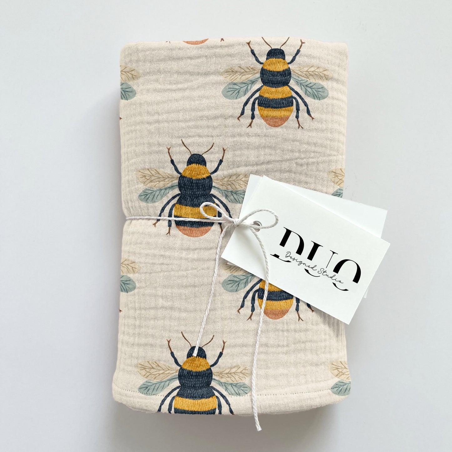 Bumbley Bees Digital Seamless Pattern