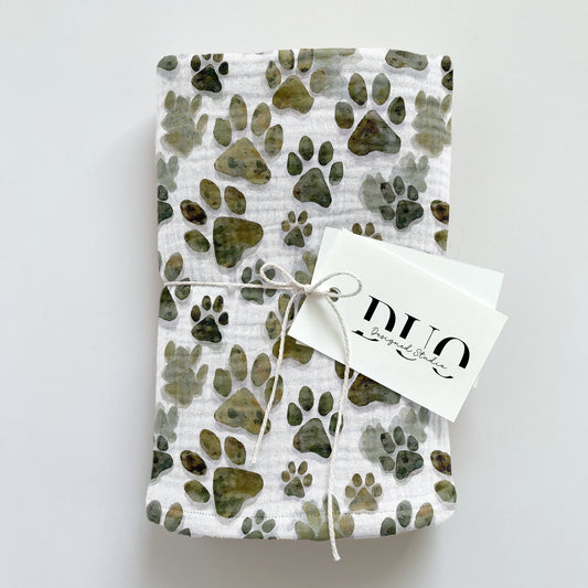 Camo Paws Digital Seamless Pattern