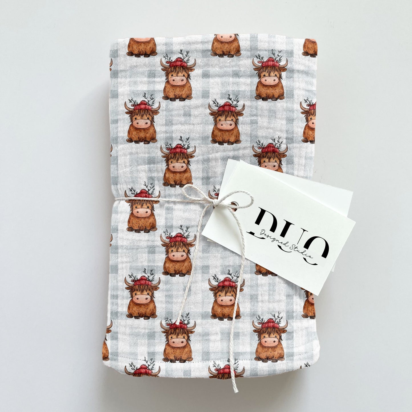Christmas Hat Highland Cows Digital Seamless Pattern