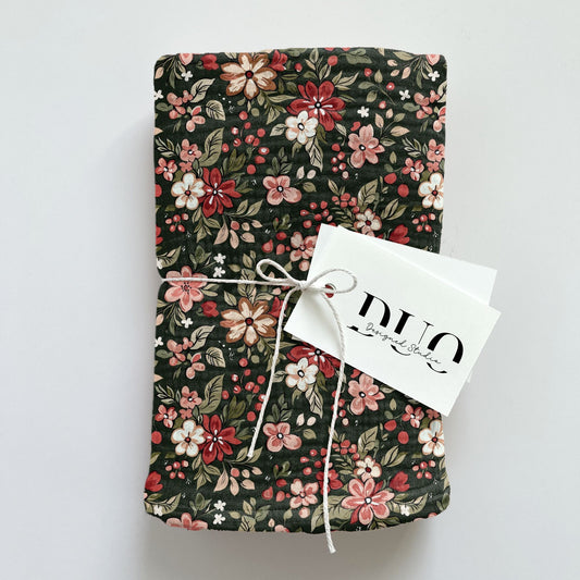 Christmas Red Floral Digital Seamless Pattern