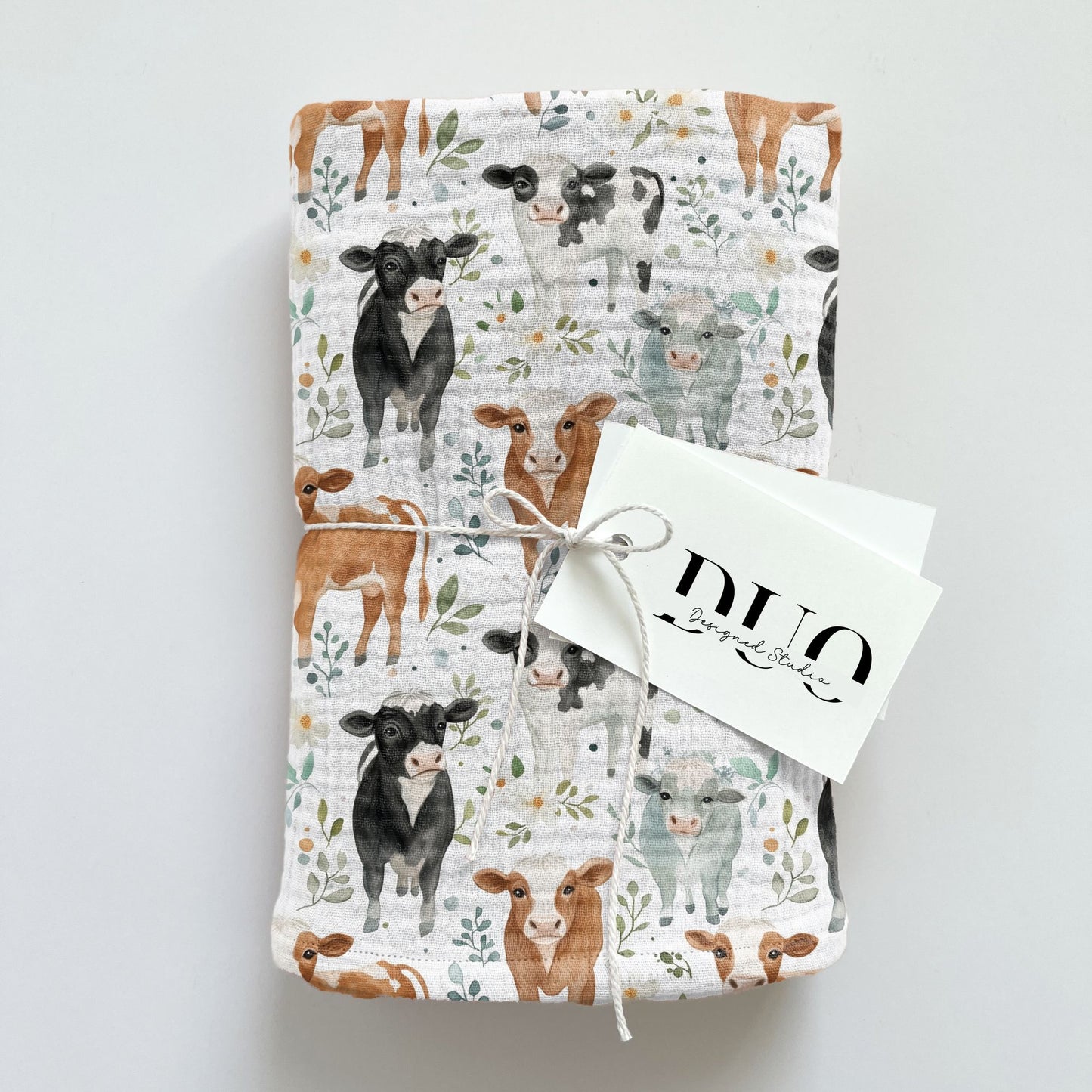 Cows & Daisies Digital Seamless Pattern