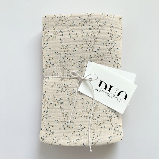 Cream Blue Ditsy Clusters Digital Seamless Pattern