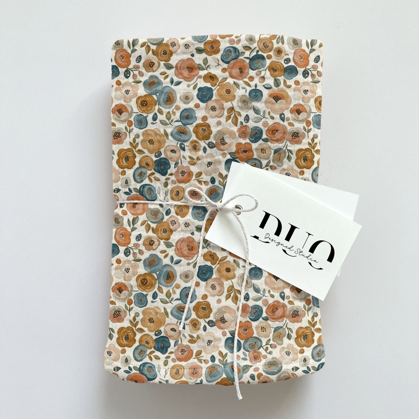 Cream Brown Navy Floral Field Digital Seamless Pattern