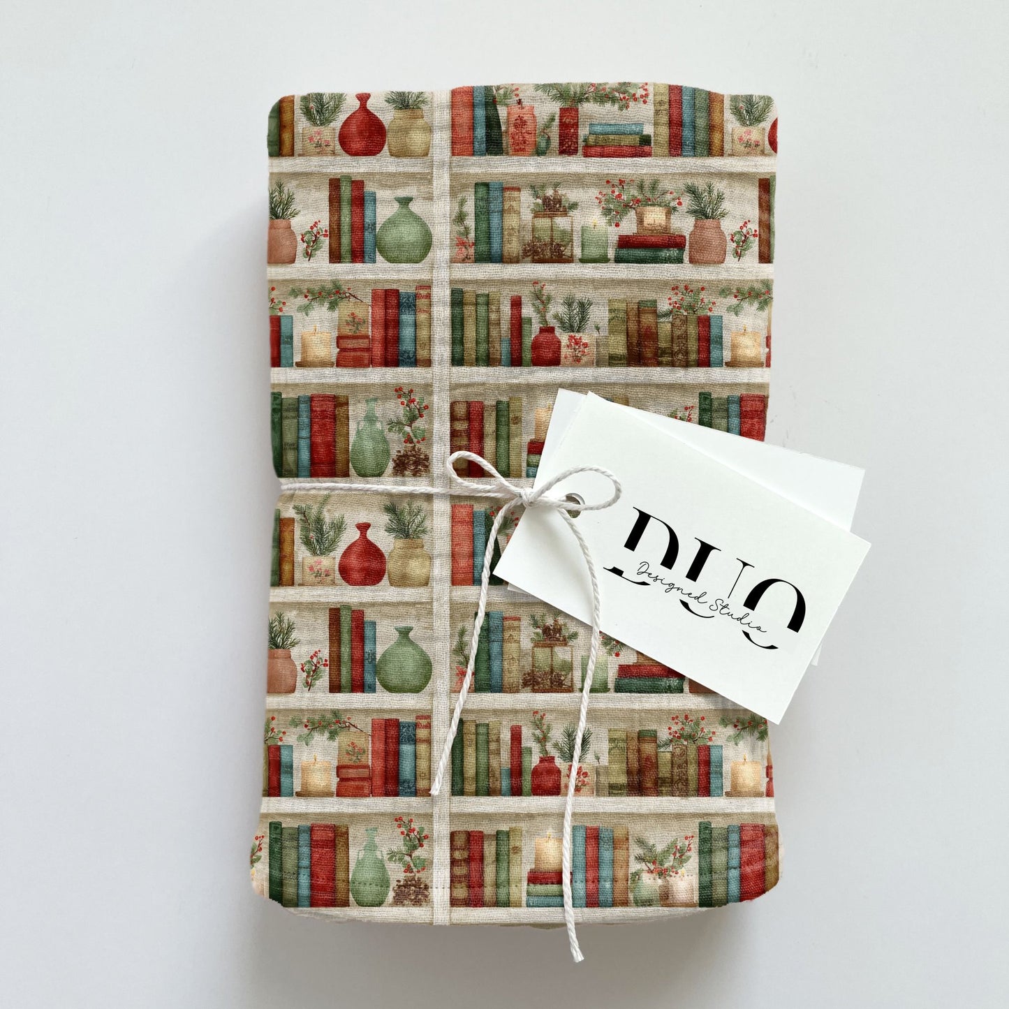 Cream Christmas Bookcase Digital Seamless Pattern