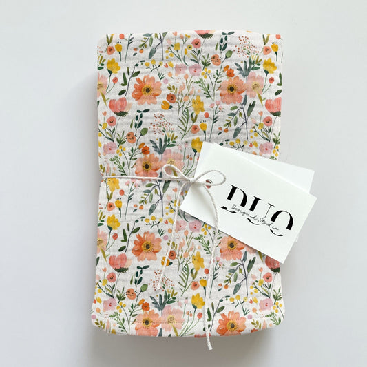 Delicate Peach Floral Digital Seamless Pattern