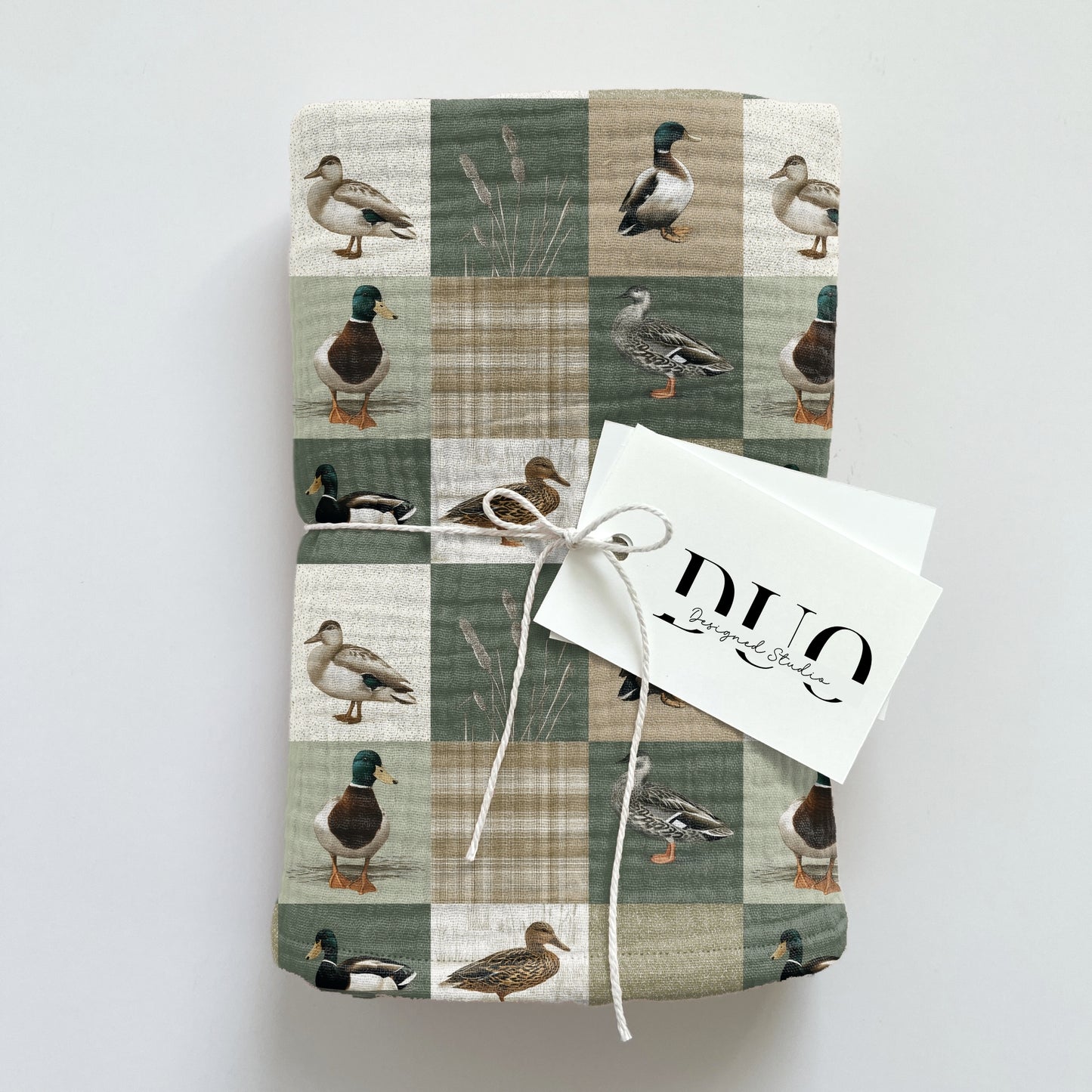 Duck Hunt Patches Quilt Digital Seamless Pattern
