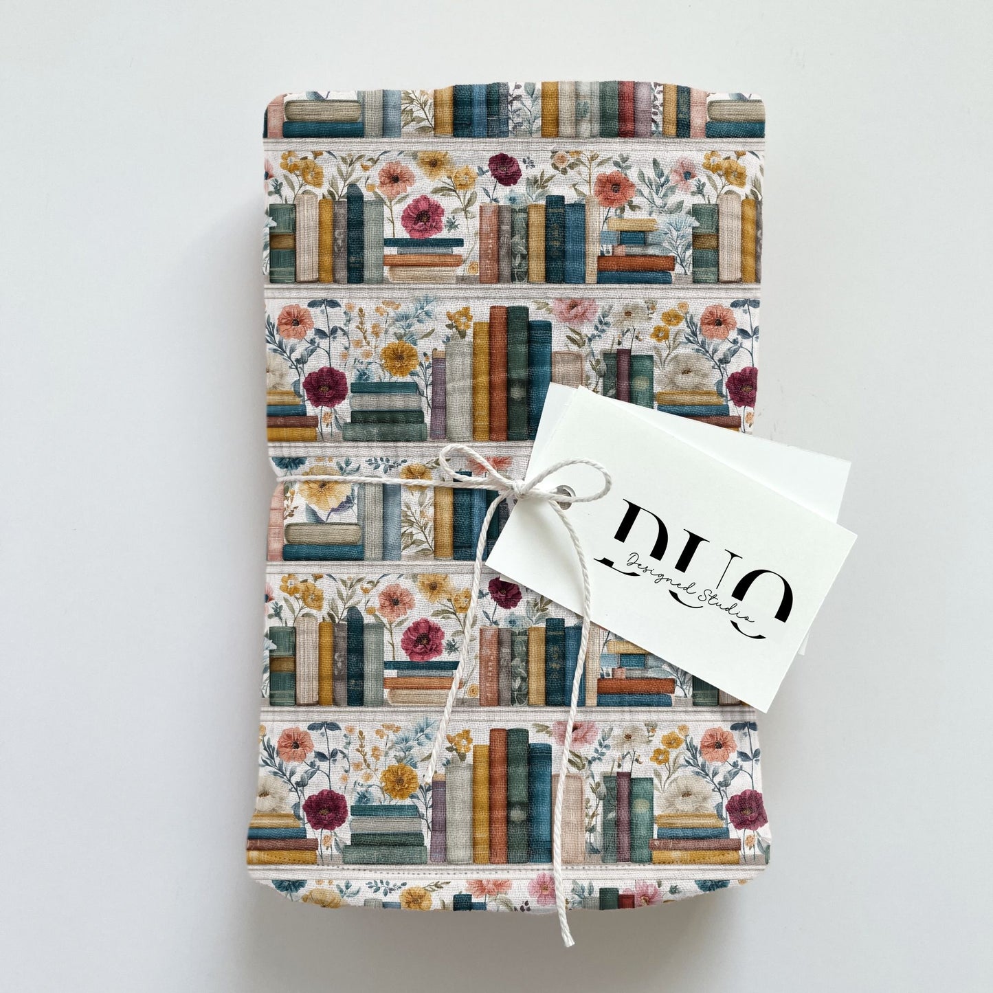 Floral Bookshelves Digital Seamless Pattern