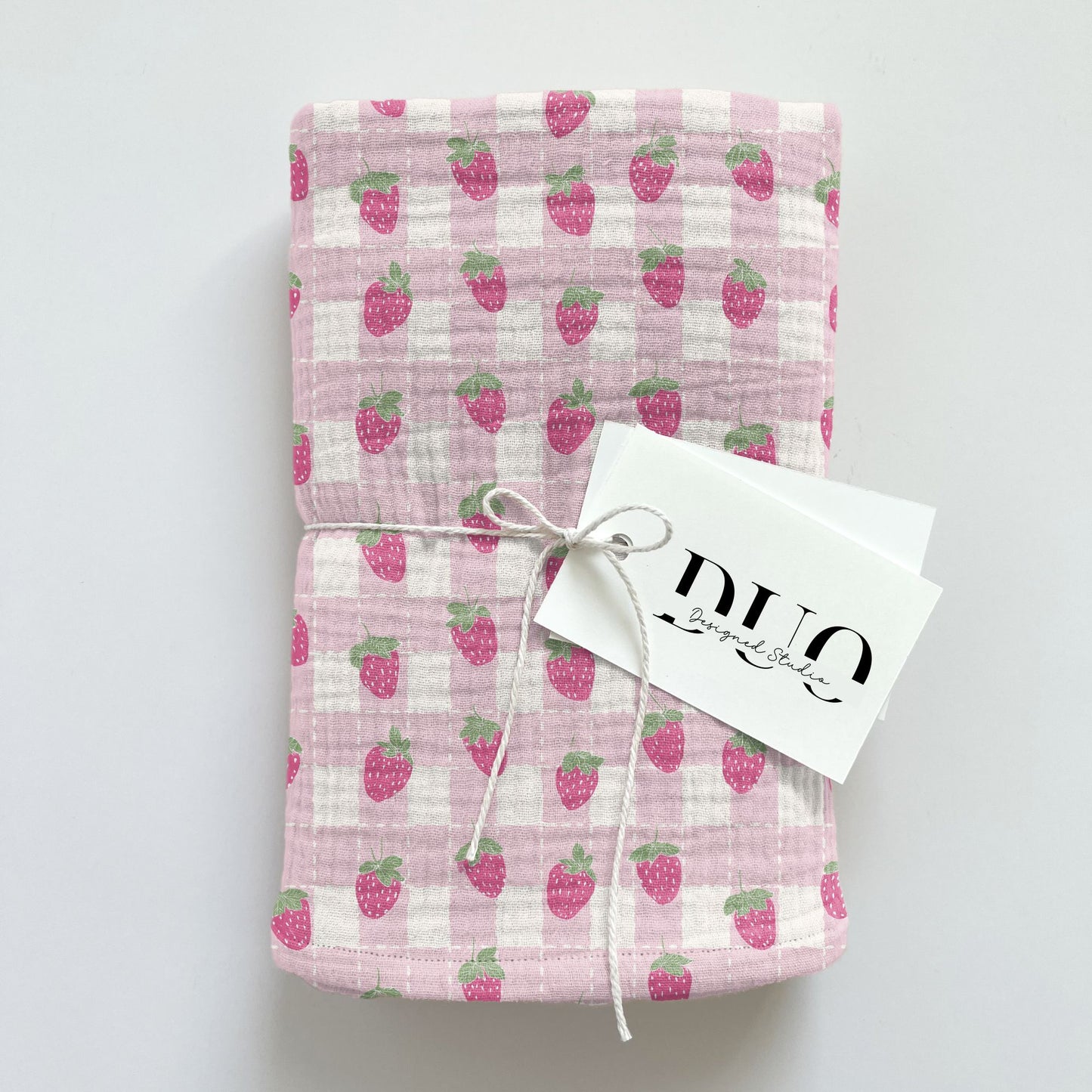 Gingham Strawberries Digital Seamless Pattern