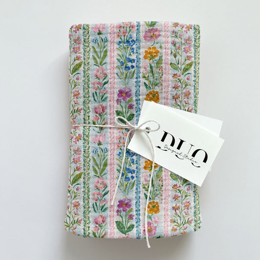 Grand Millennial Floral Digital Seamless Pattern