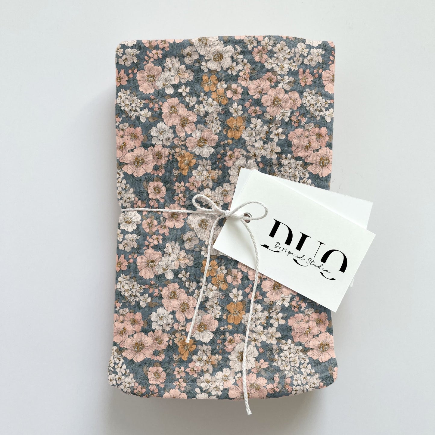 Grey Pink Ditsy Floral Digital Seamless Pattern