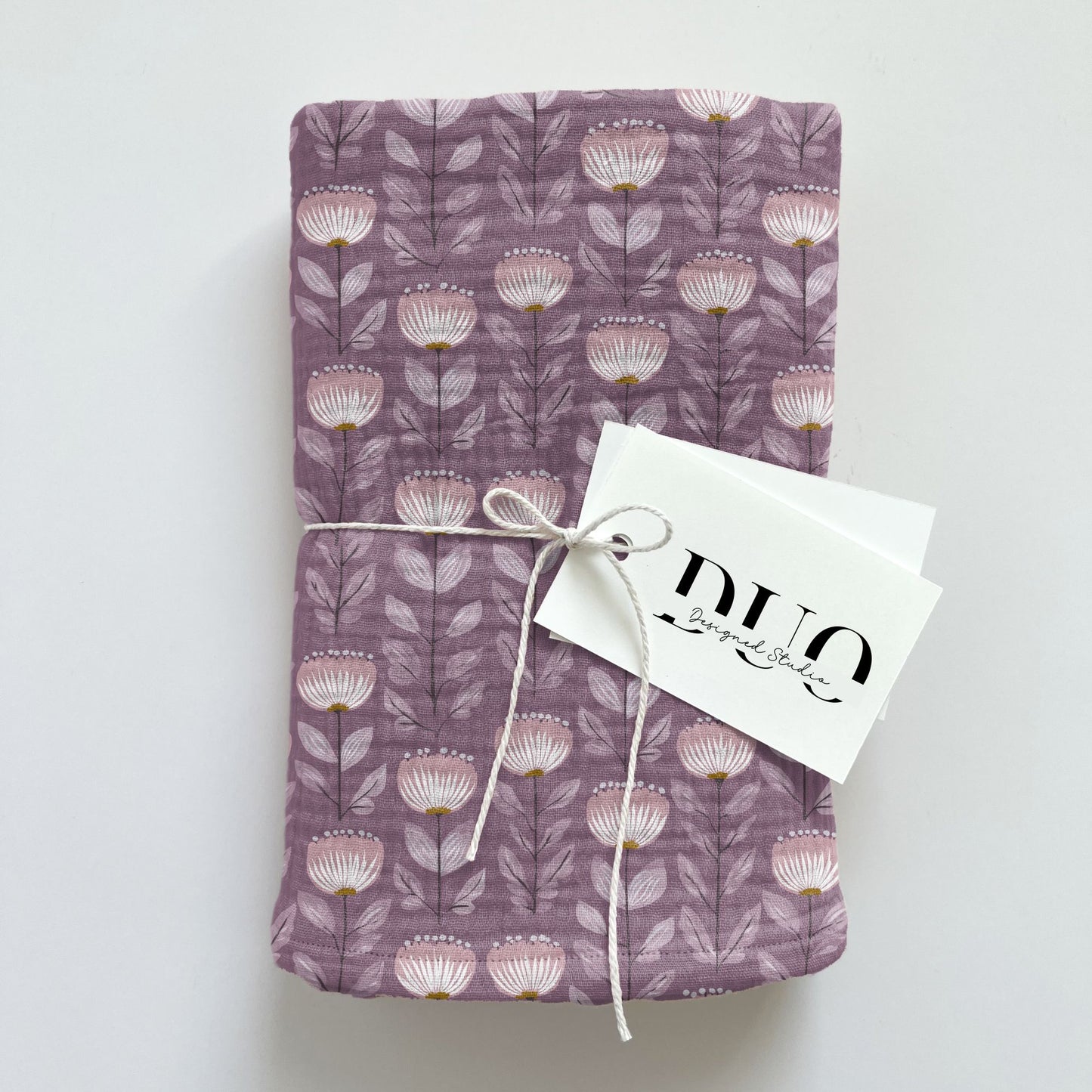 Mauve Art Deco Floral Digital Seamless Pattern
