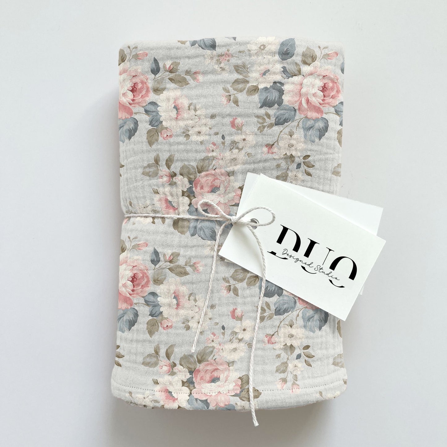 Pastel Vintage Roses Digital Seamless Pattern
