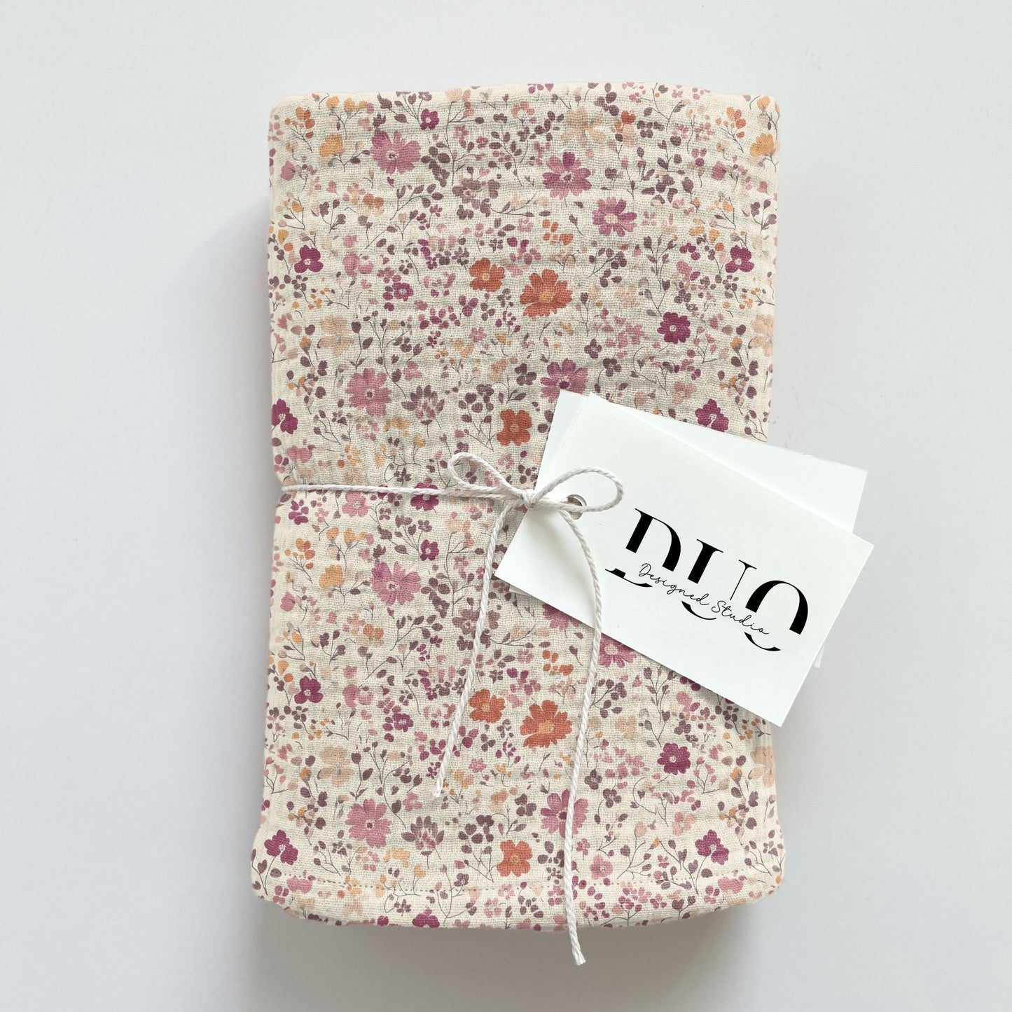 Ditsy Pink & Mauve Floral Digital Seamless Pattern