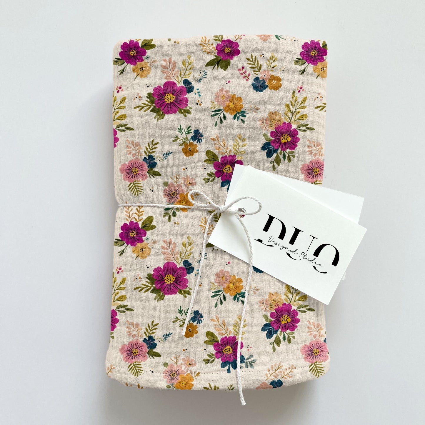 Rustic Posies Digital Seamless Pattern