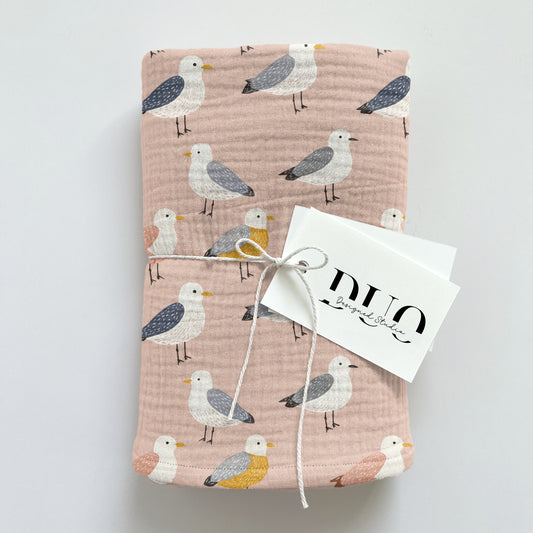 Seagulls on Pale Pink Digital Seamless Pattern