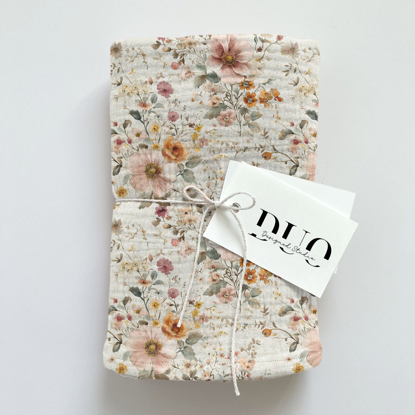 Shabby Chic Floral Digital Seamless Pattern