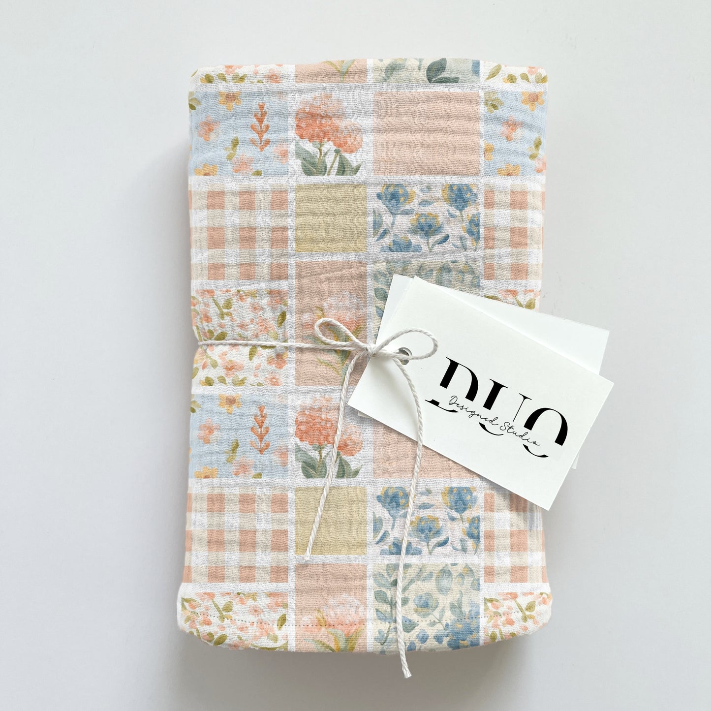 Spring Quilt Squares Digital Seamless Pattern