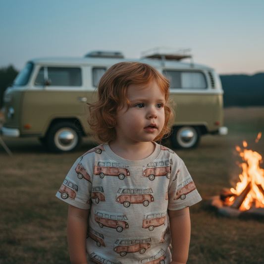 Red Campers Digital Seamless Pattern