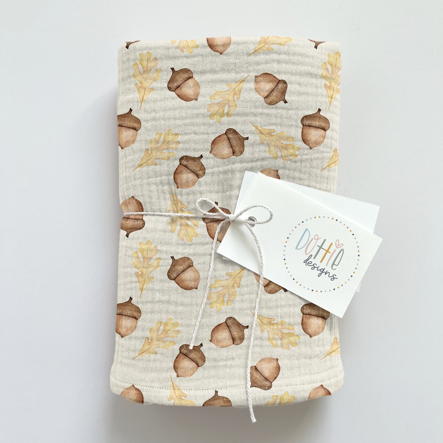 Acorns & Leaves Linen