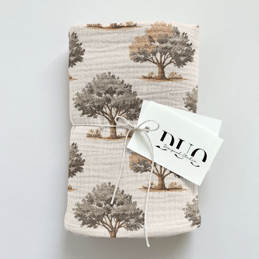 Autumn Oak Trees Digital Seamless Pattern