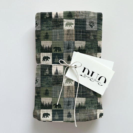 Bear Hunt Quilt Digital Seamless Pattern
