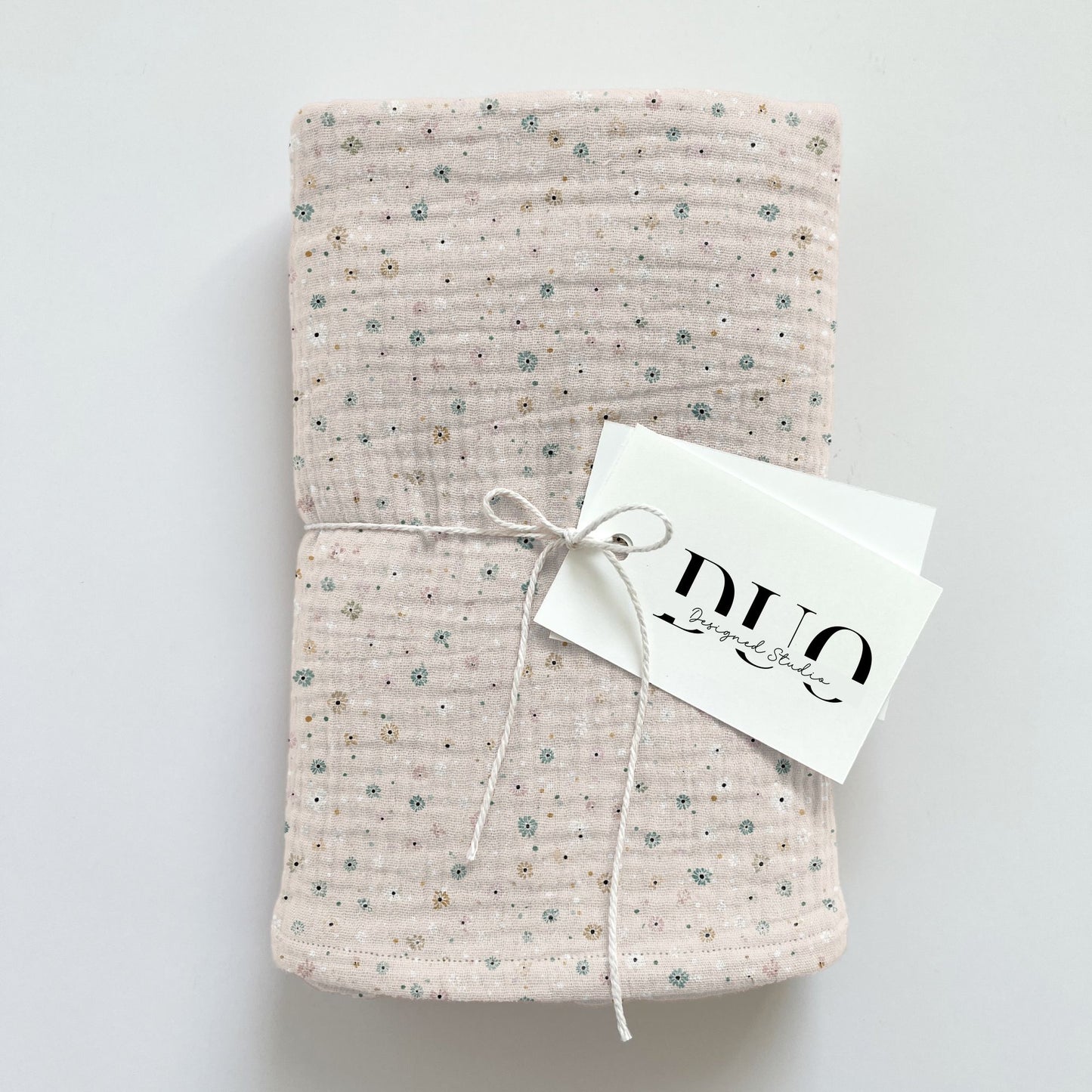 Beige Dotty Floral Digital Seamless Pattern