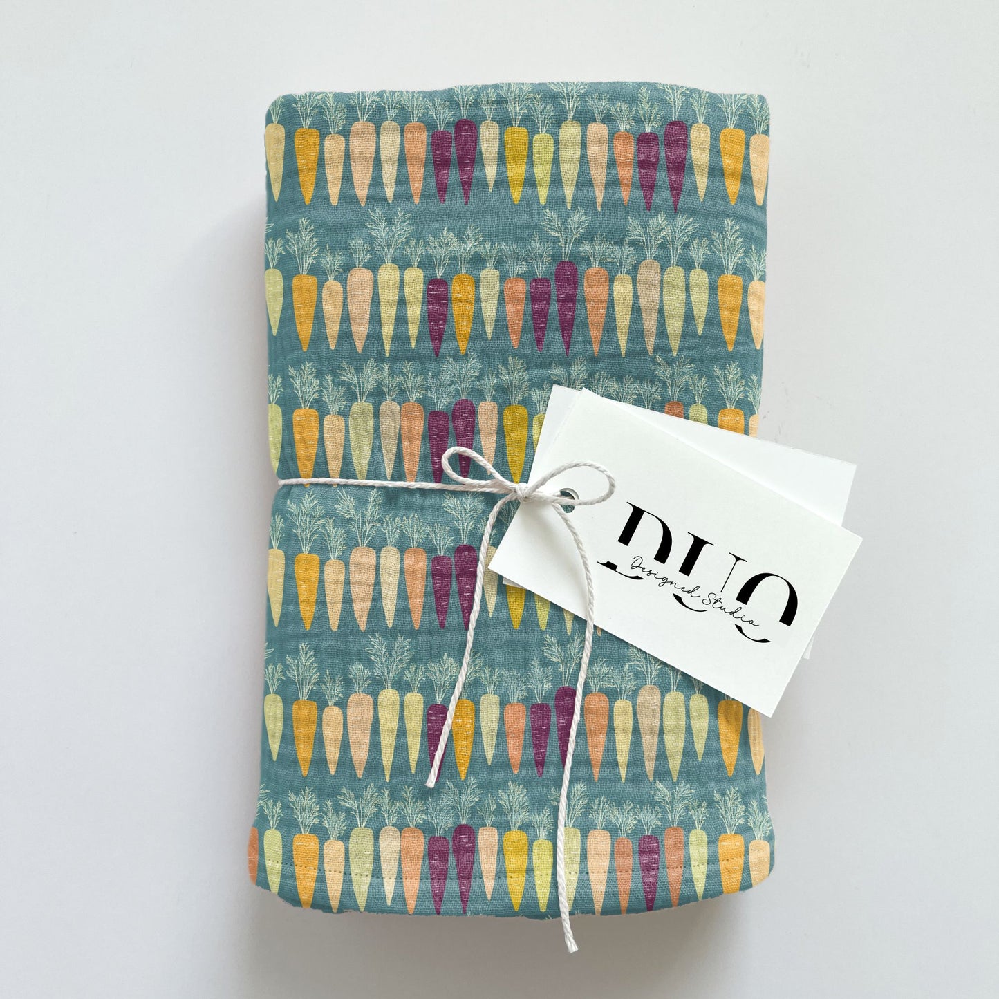 Carrots on Teal Digital Seamless Pattern