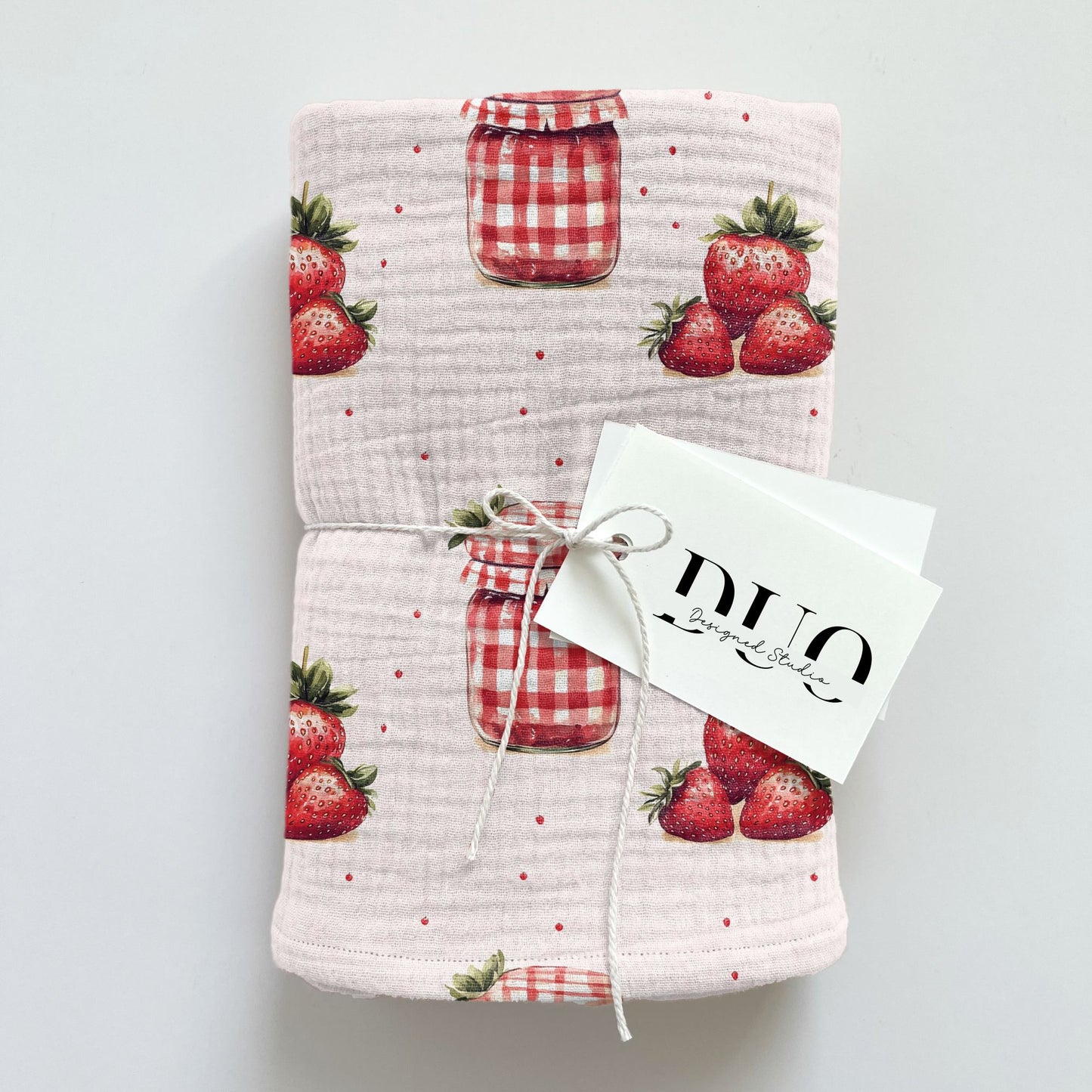 Cottage Style Strawberry Jam Digital Seamless Pattern