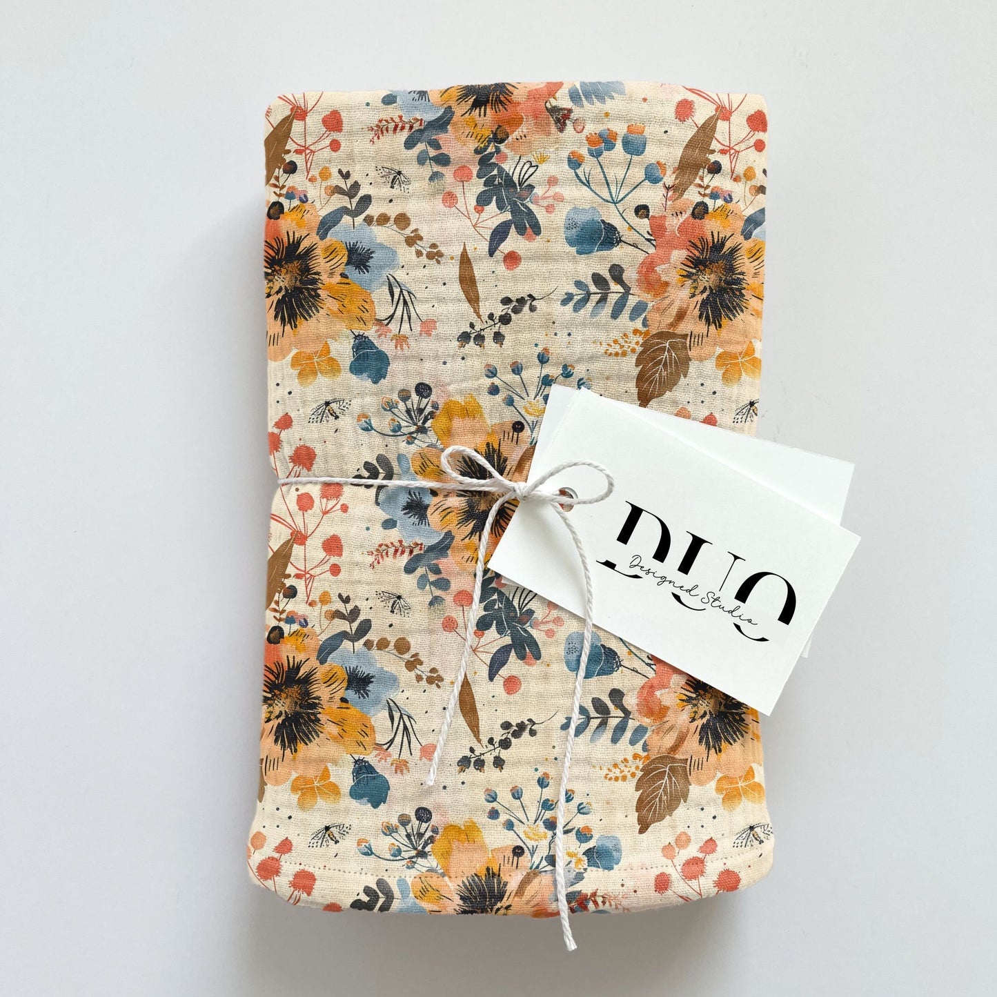 Cream Beige Boho Floral Field Digital Seamless Pattern