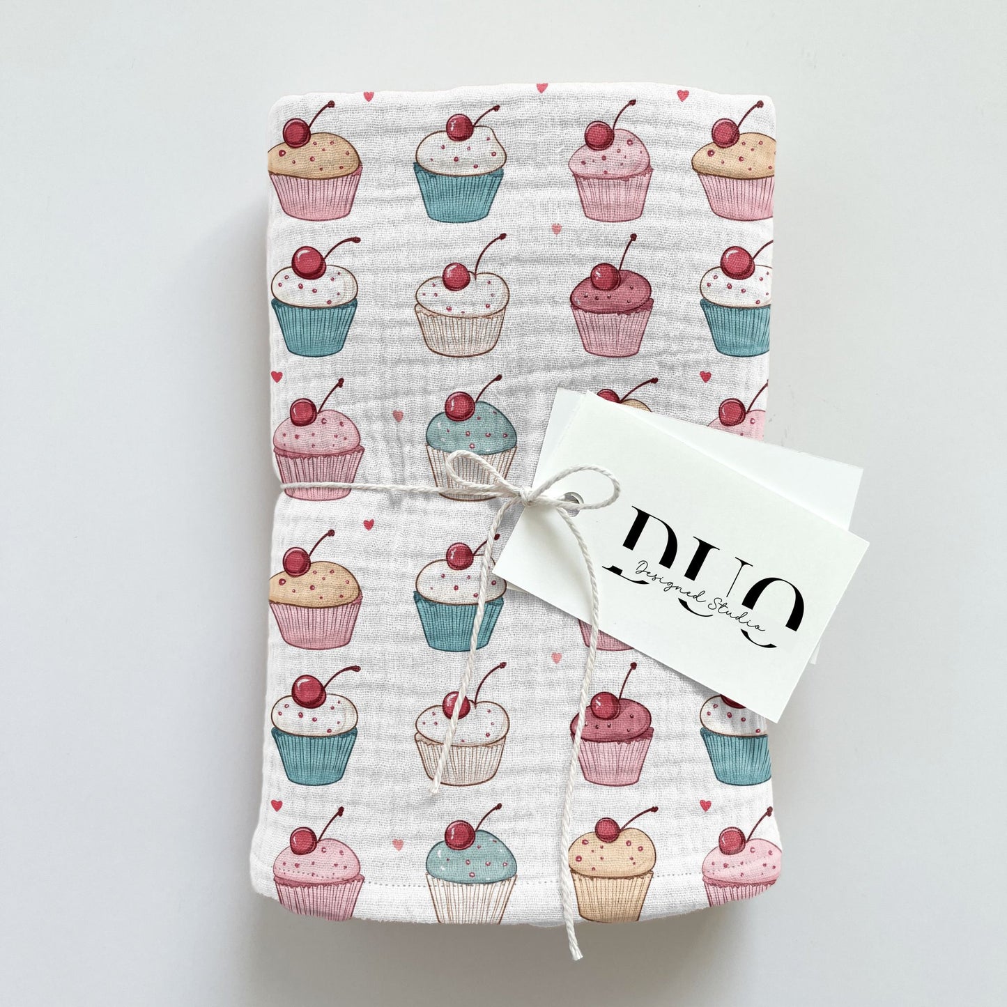 Cute Cupcakes Digital Seamless Pattern