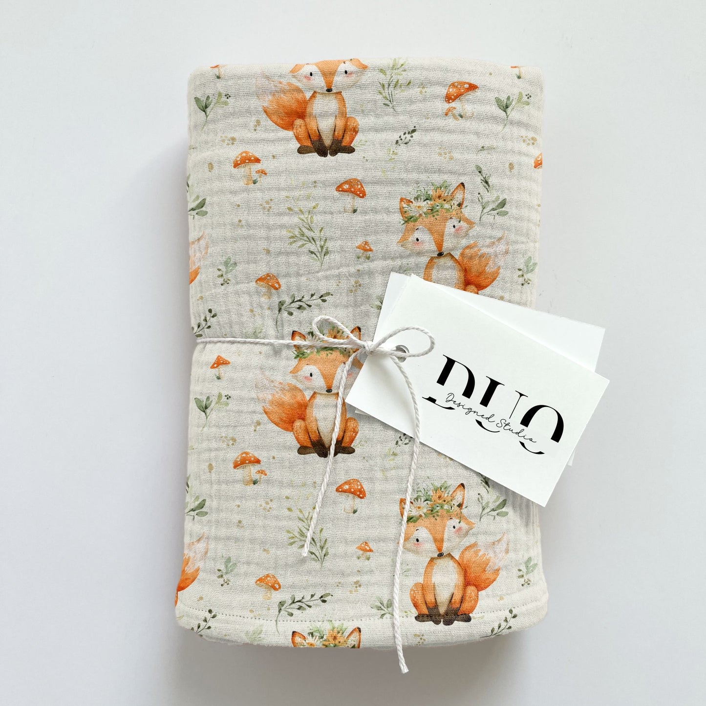 Cute Floral Foxes Digital Seamless Pattern