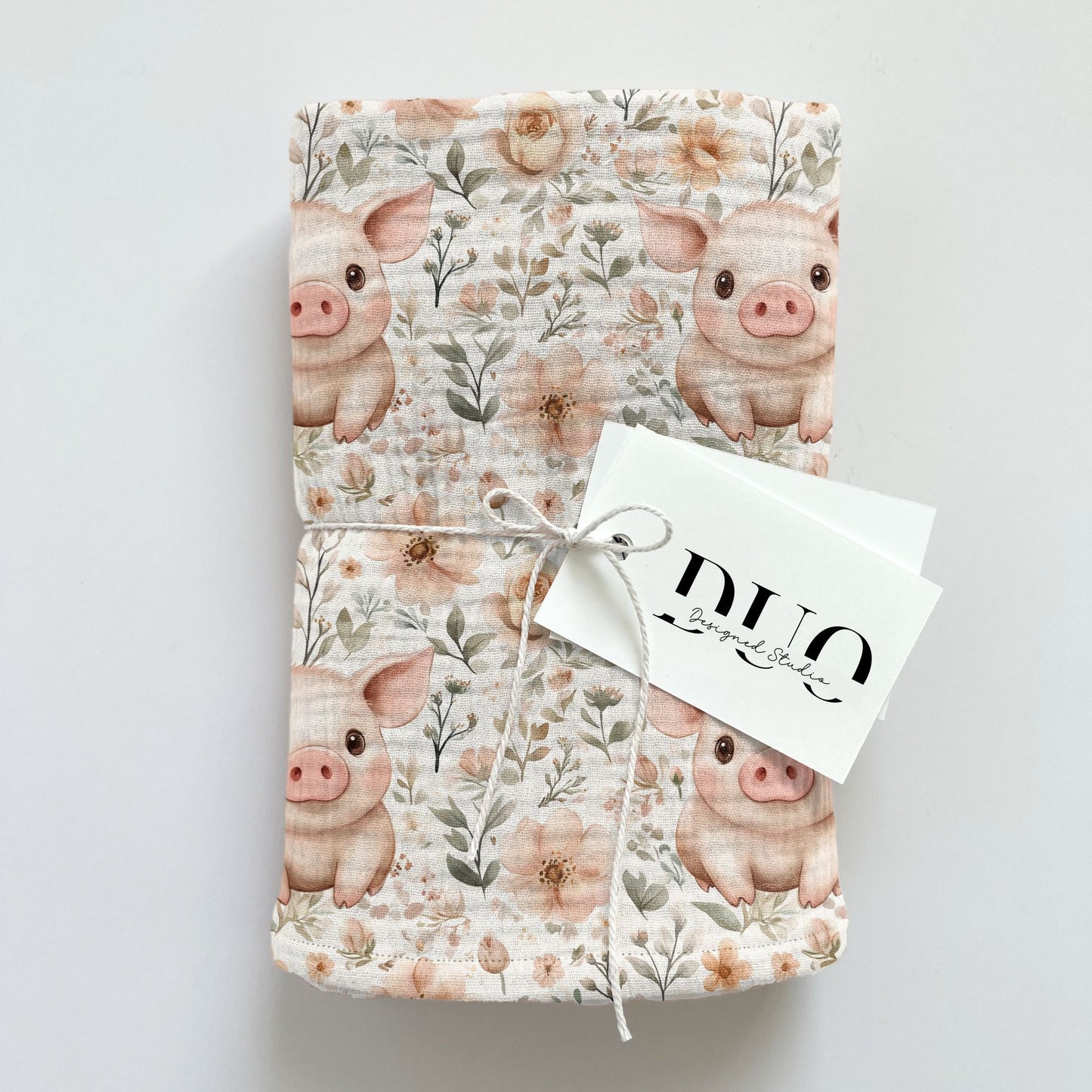 Cute Floral Pig Digital Seamless Pattern