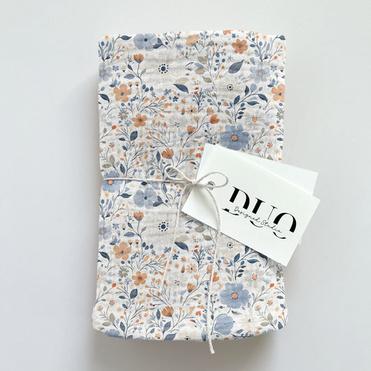 Dainty Blue Ditsy Floral Digital Seamless Pattern