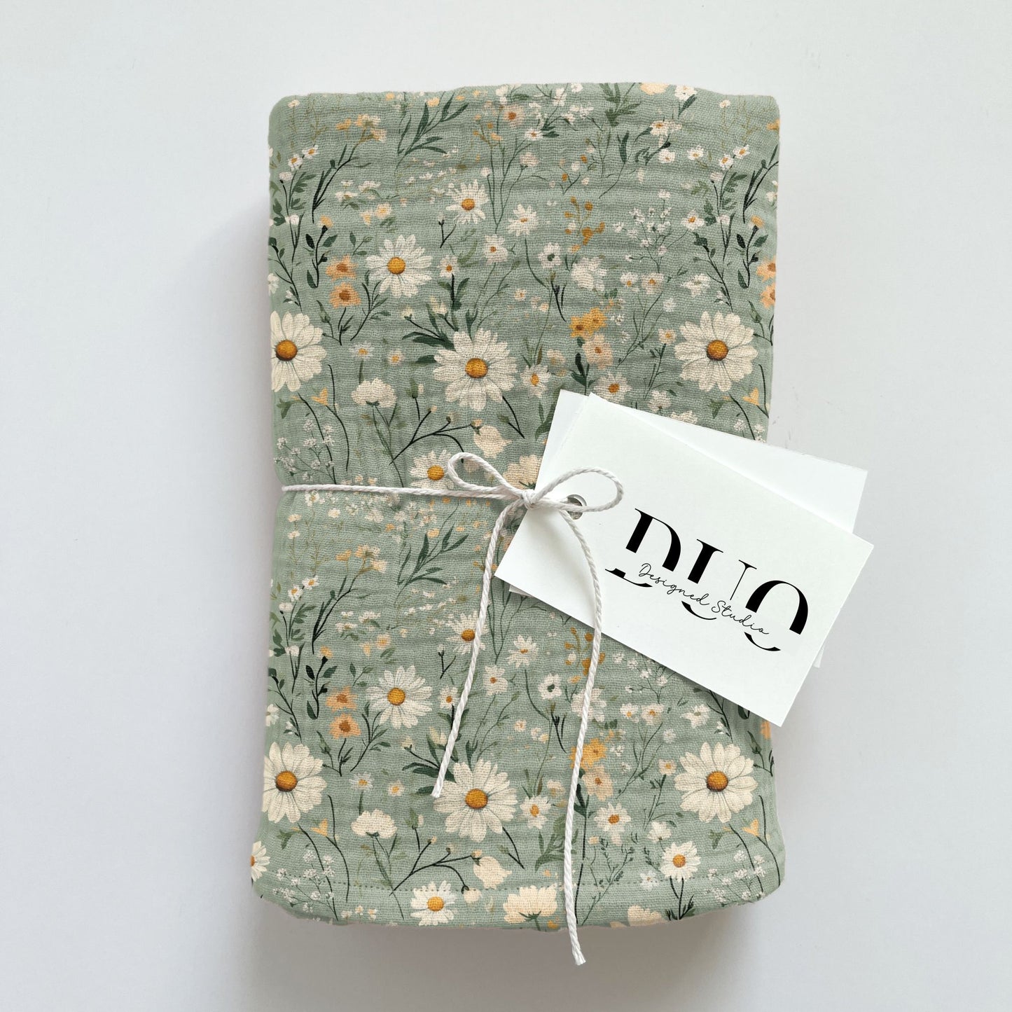 Daisy Garden Digital Seamless Pattern
