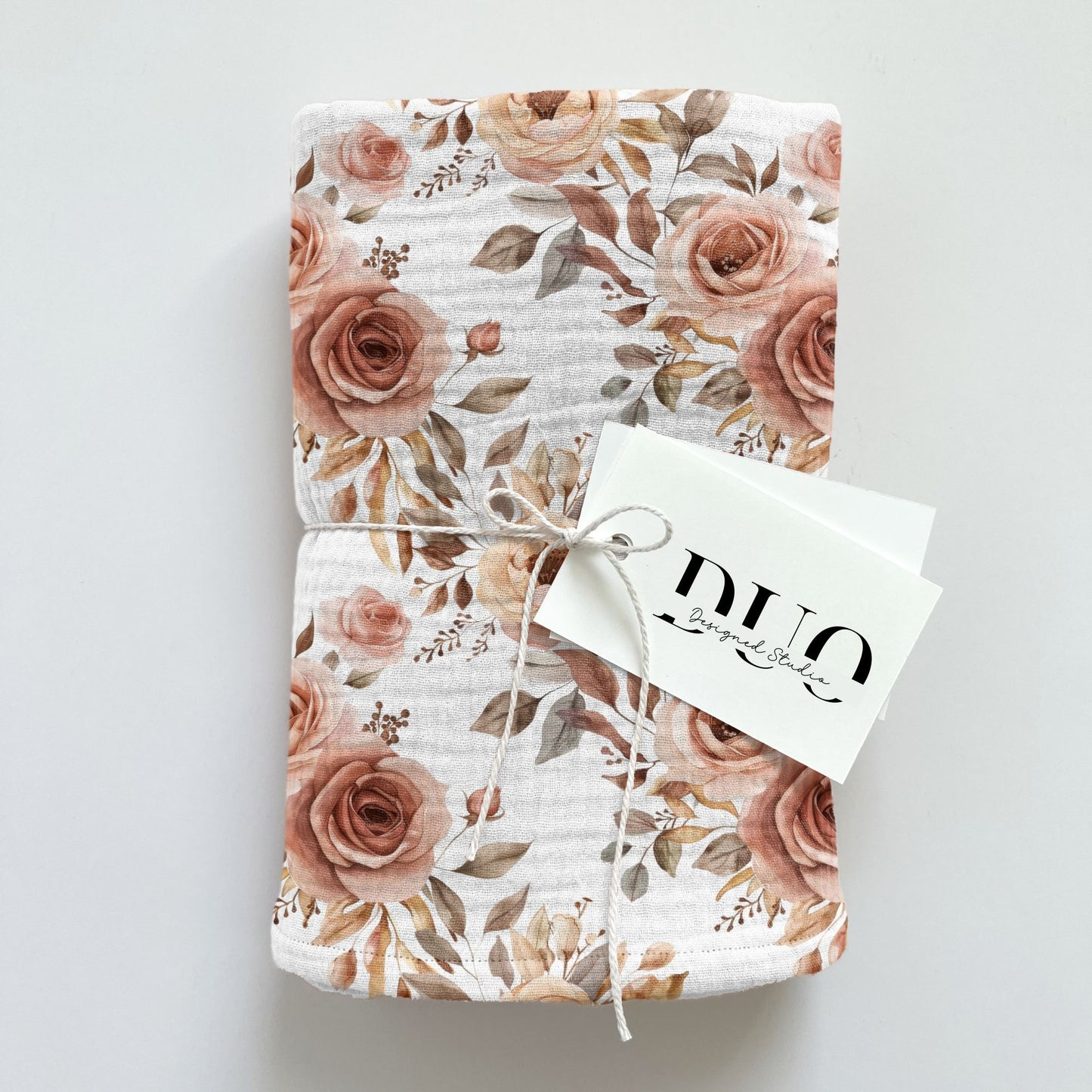 Earthy Roses Digital Seamless Pattern