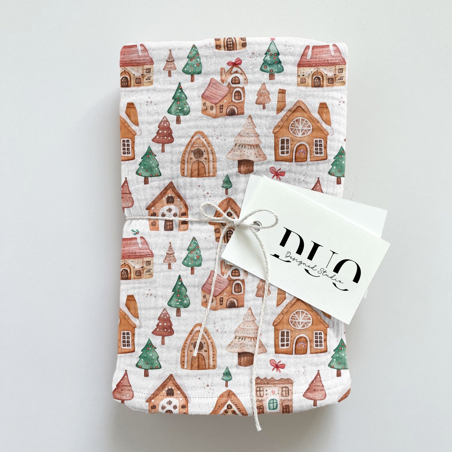 Gingerbread Houses Digital Seamless Pattern
