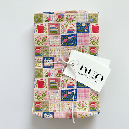 Gingham Book Patchwork Digital Seamless Pattern