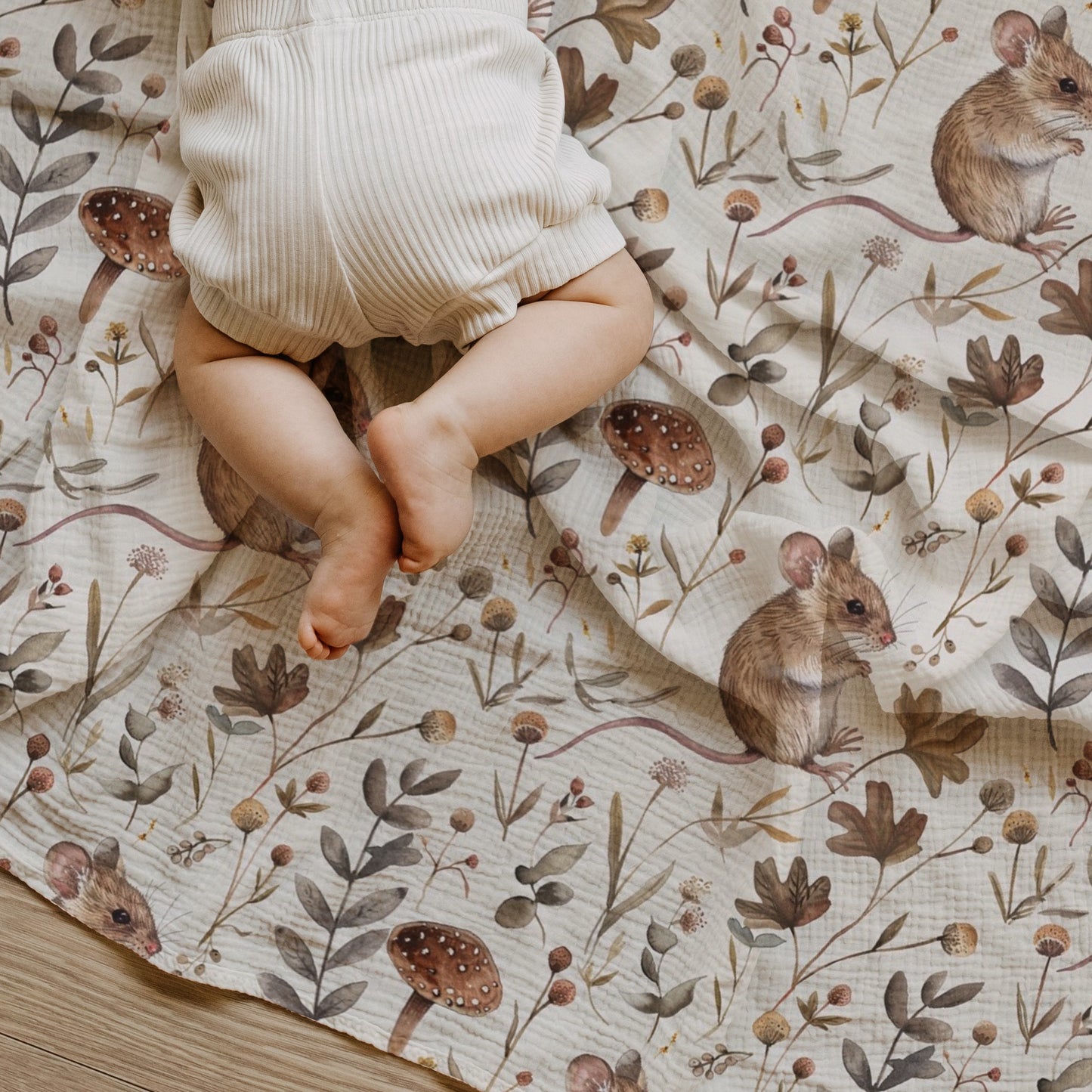 Harvest Mouse Digital Seamless Pattern