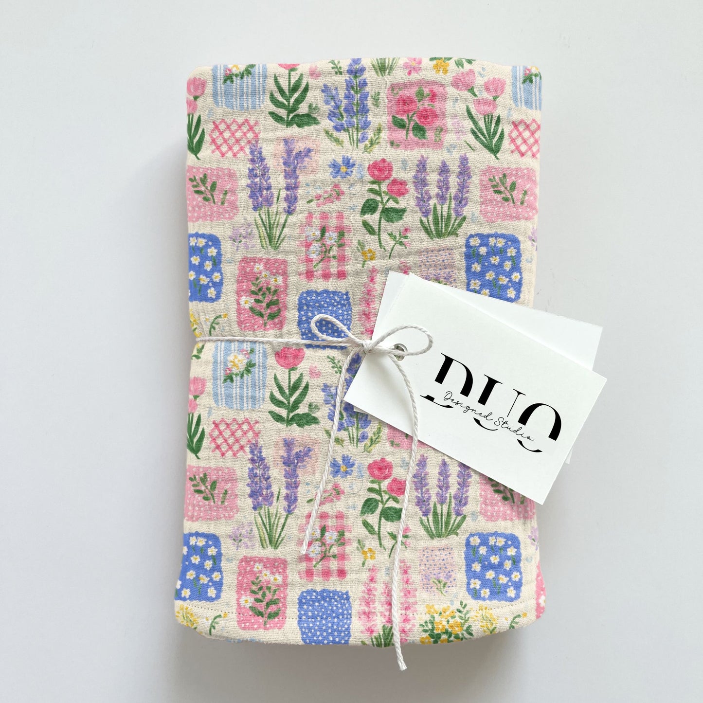 Lavender Patchwork Floral Digital Seamless Pattern