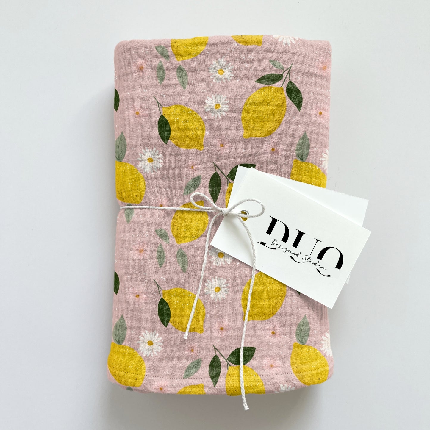 Lemons & Pink Daisies Digital Seamless Pattern