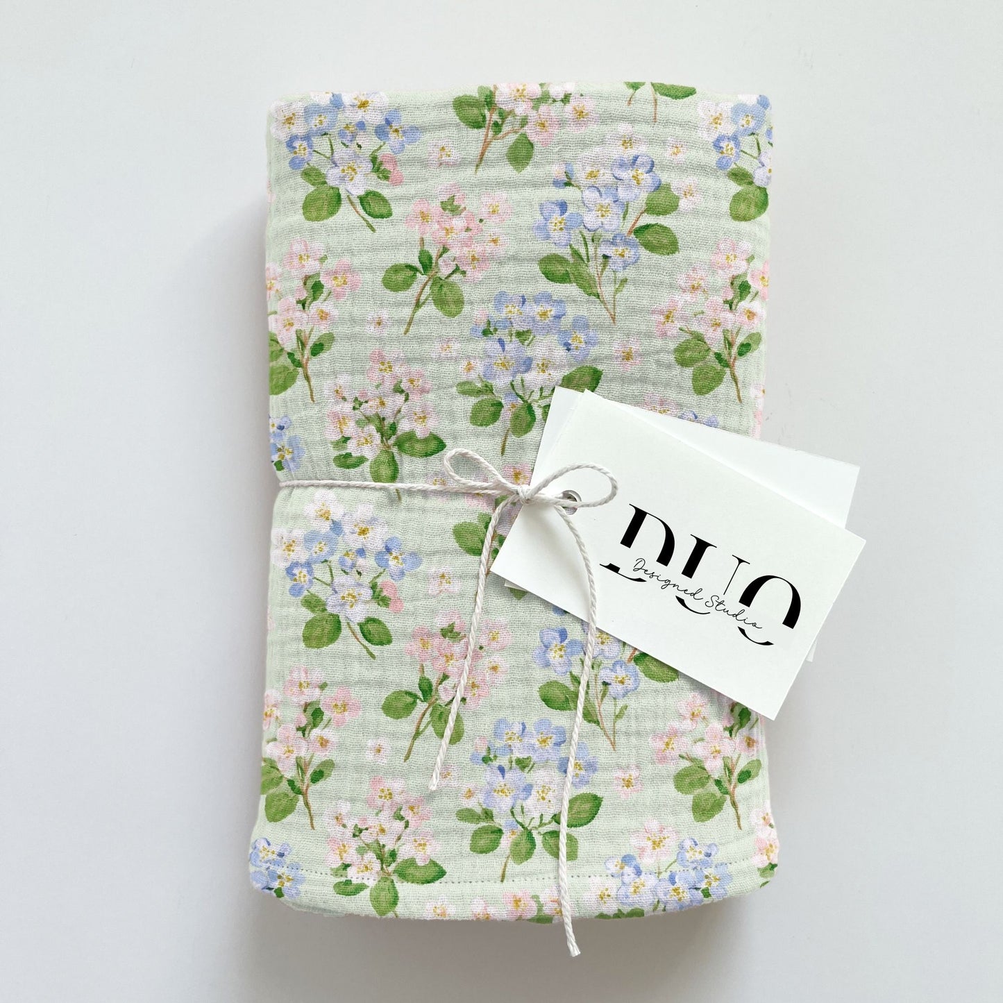 Light Green Floral Bunches Digital Seamless Pattern