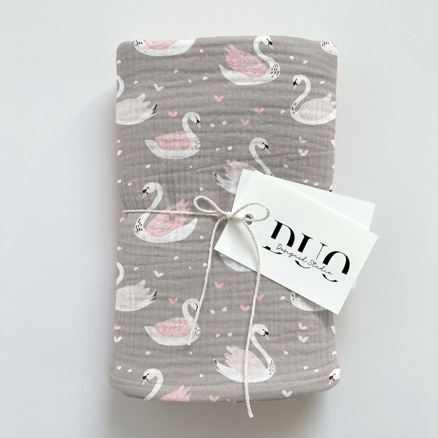 Love Swans Digital Seamless Pattern