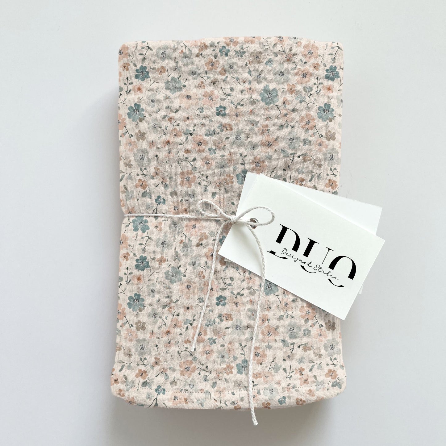 Pastel Vintage Flowers Digital Seamless Pattern