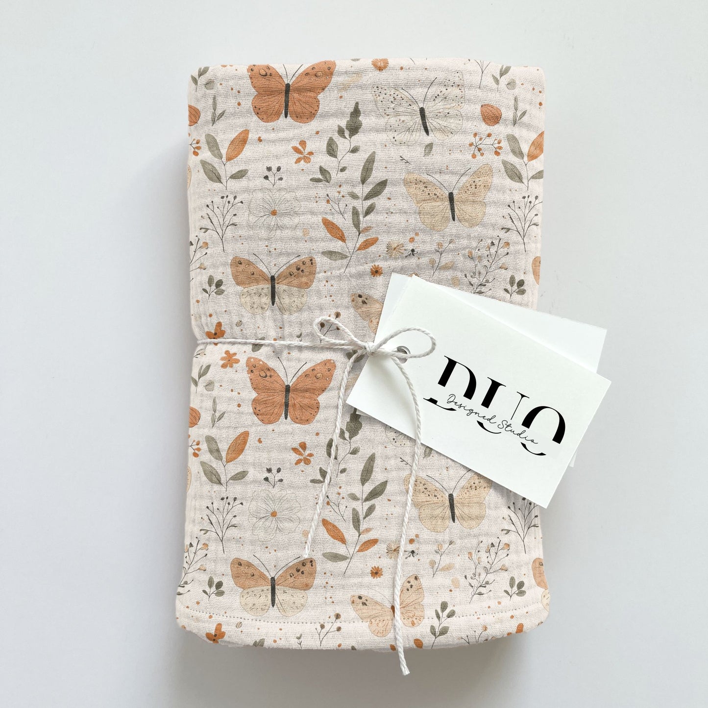 Peach Butterflies Digital Seamless Pattern